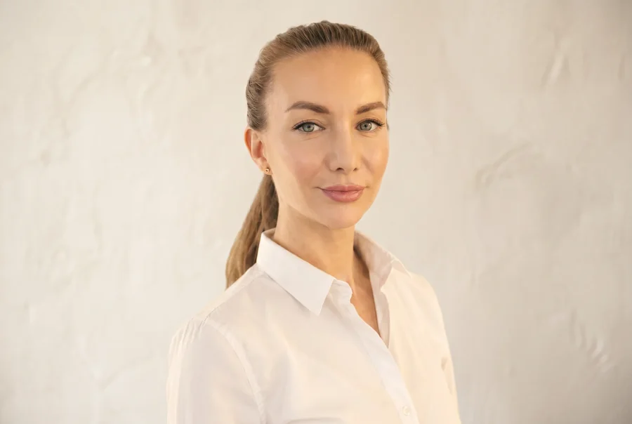 dr. med. Csilla Geleta